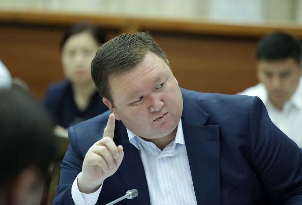 Мирлан Жеенчороев