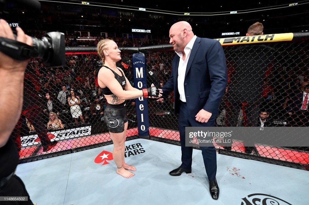 Дана Уайт менен Валентина Шевченко