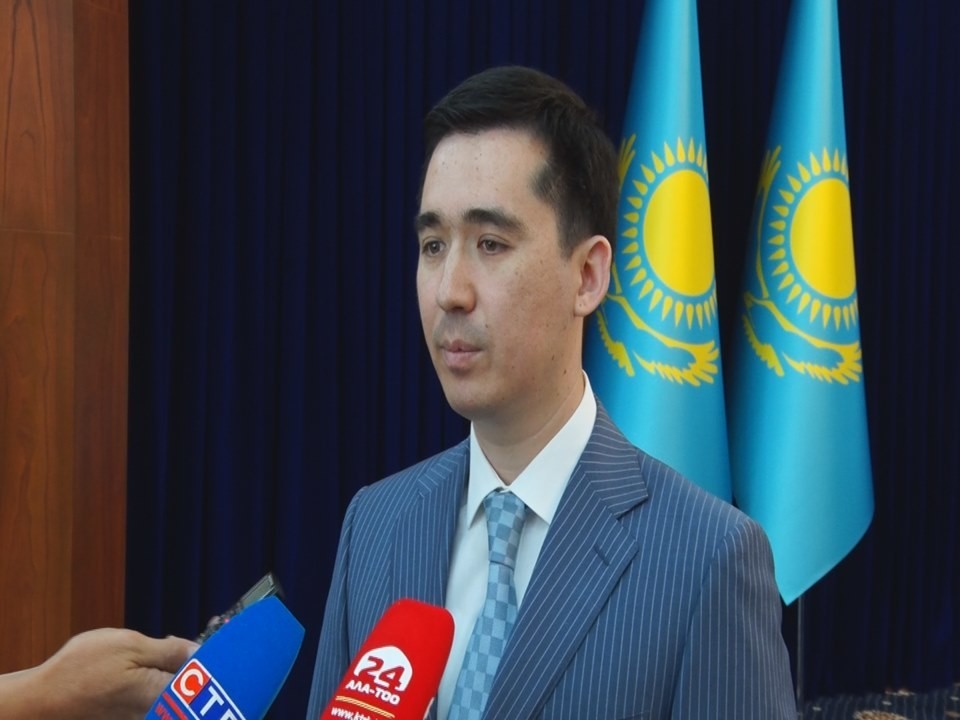 Директор ТсОО  Continental Agro Trade Бауыржан Бакшилов (РК)