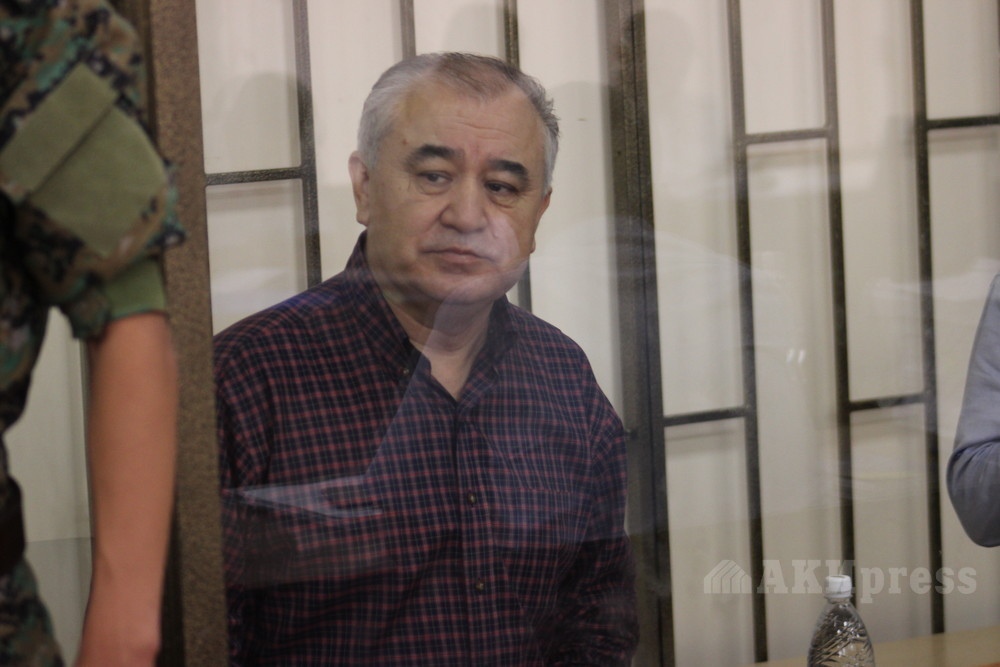 Өмүрбек Текебаев