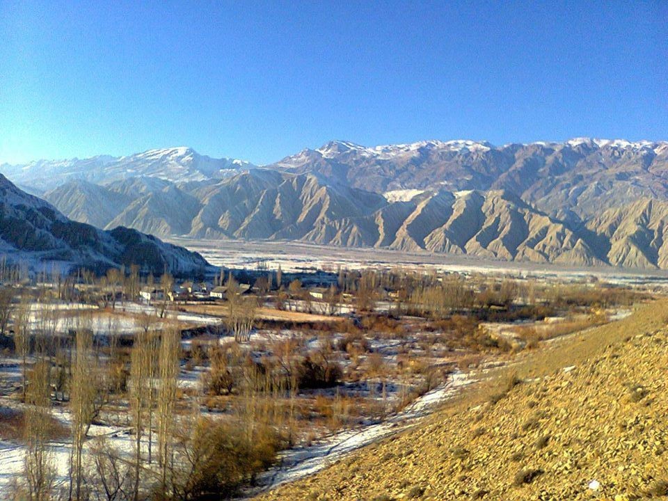 Ак-Талаадагы Коңорчок айылы