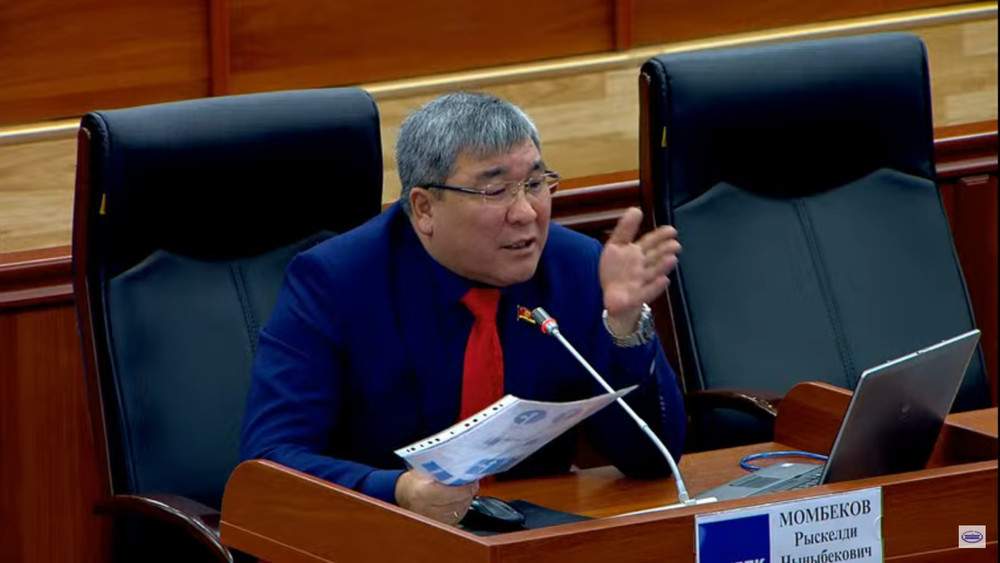 Рыскелди Момбеков