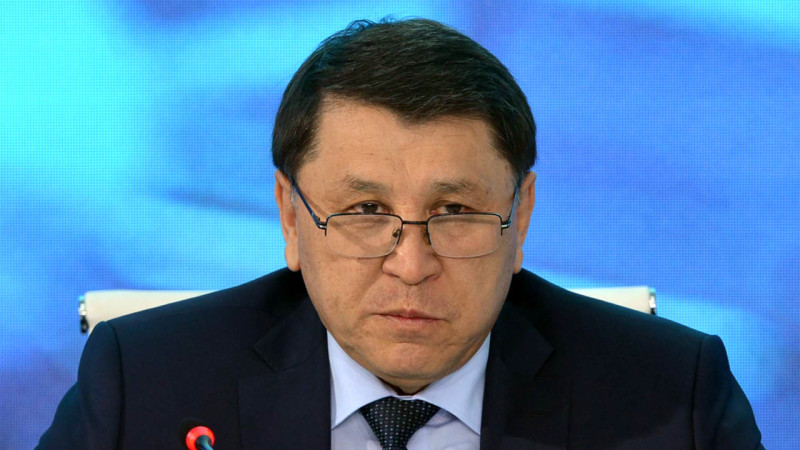 Жандарбек Бекшин