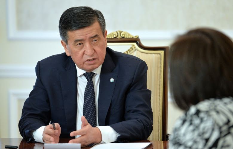 Сооронбай Жээнбеков и Болормаа Амгаабазар