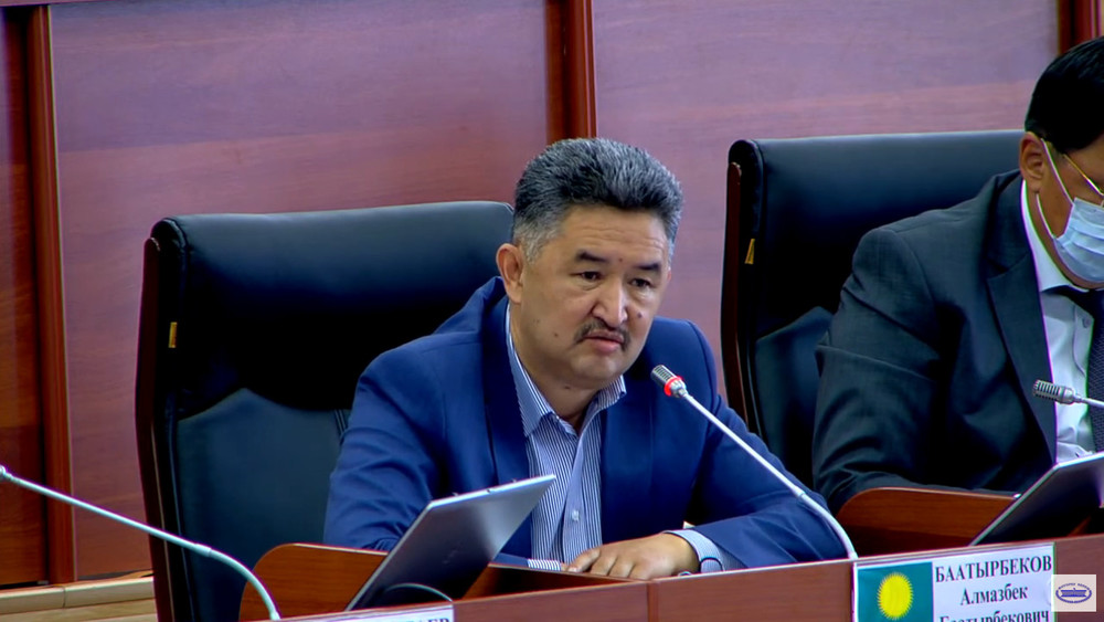 Депутат Алмазбек Баатырбеков