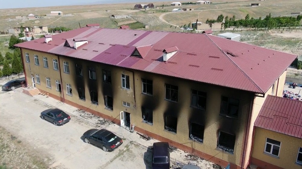 Состояние школы в селе Максат после конфликта