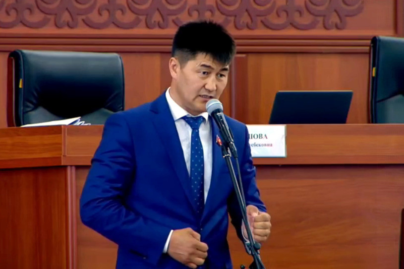 Депутат ЖК Шайлообек Атазов