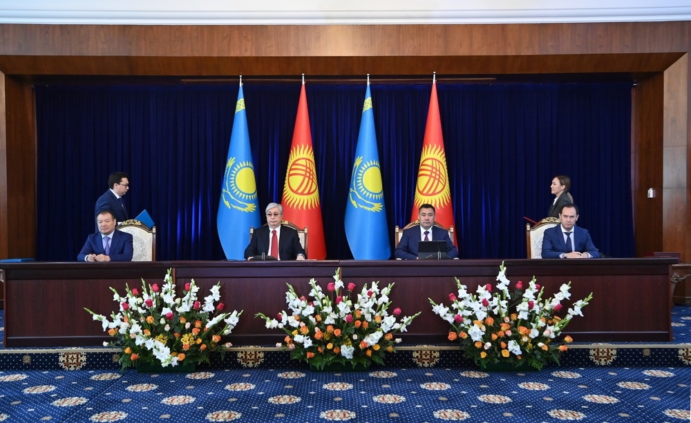 Каирбек Ускенбаев, Садыр Жапаров, Касым-Жомарт Токаев, Эркинбек Осоев