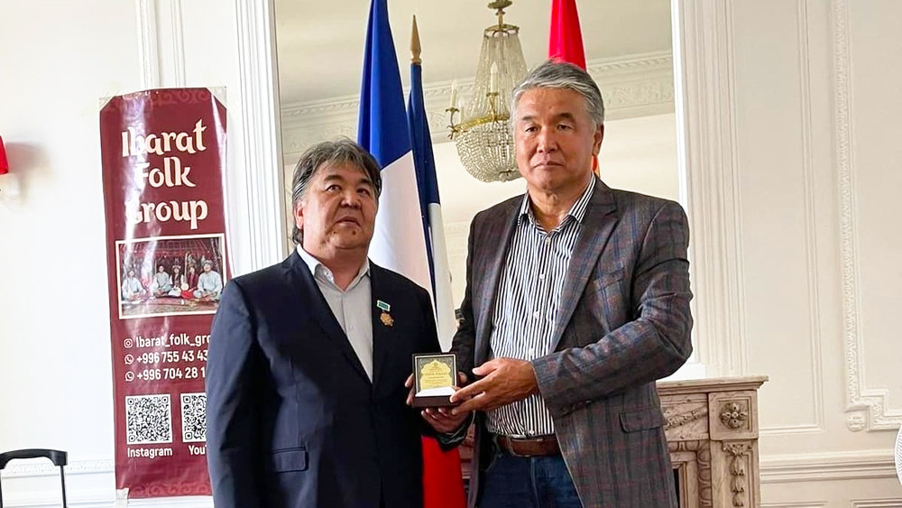 Садык Шер-Нияз и Султан Раев