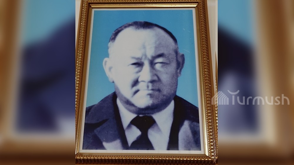 Арзымбек Өсөров