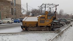 На Киевской бросили дорожную технику? Фото горожанина