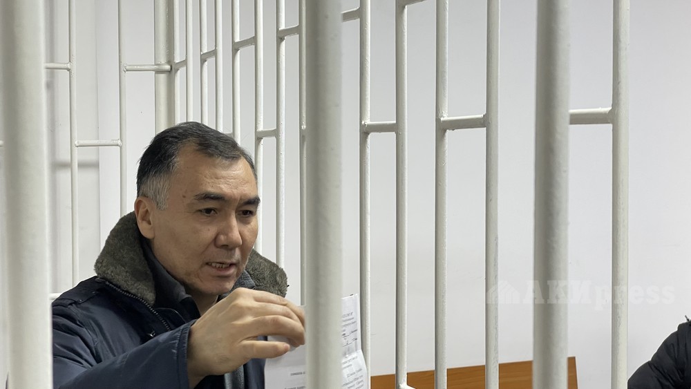 Политик Равшан Жеенбеков