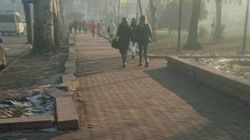 На Абдрахманова нужно выровнять бордюры. Фото горожанина