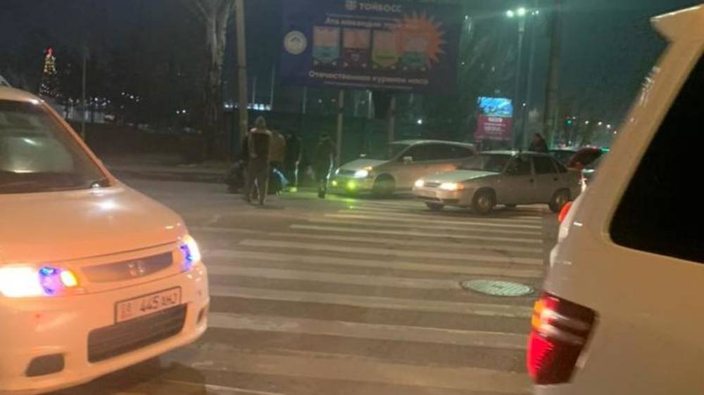 На улице Фучика сбили пешехода, - очевидец