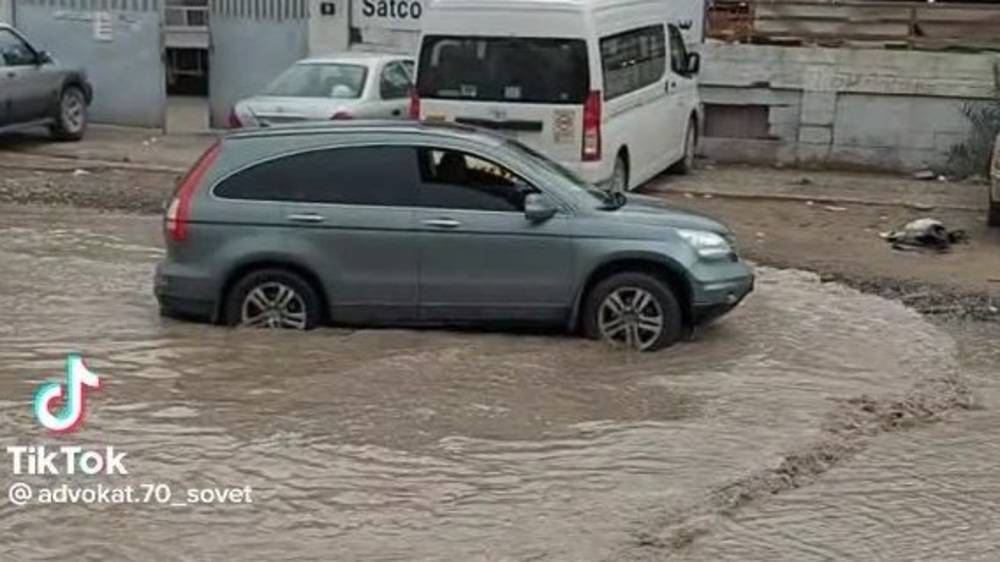 «Рынок запчастей на ХБК лучше». Кыргызстанец сравнил спальные районы Дубаи и Бишкека. Видео