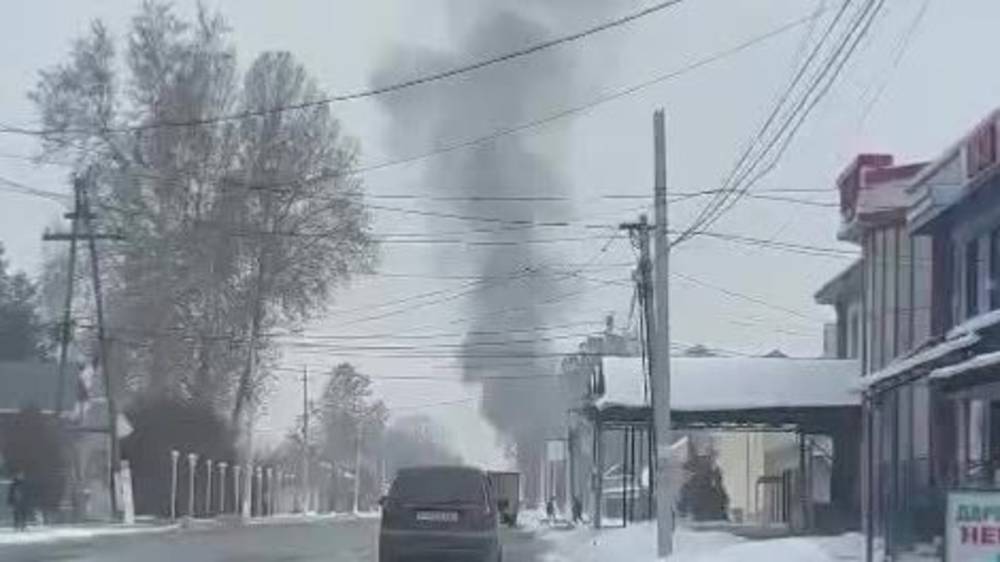Больница Куршаба сильно дымит. Видео местного жителя