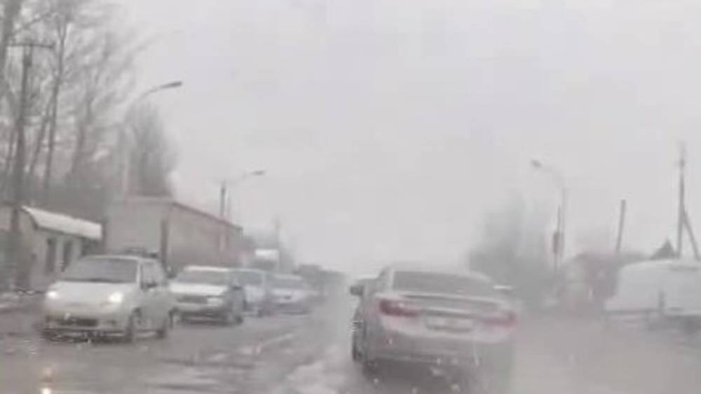 Дорога Ош—Нариман состоит из ям. Видео водителя