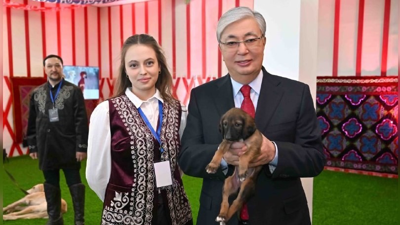 Анна Захарова, Касым-Жомарт Токаев