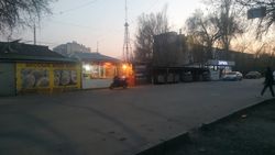 Законно ли на Скрябина-Элебаева установили продуктовые магазины? - горожанин
