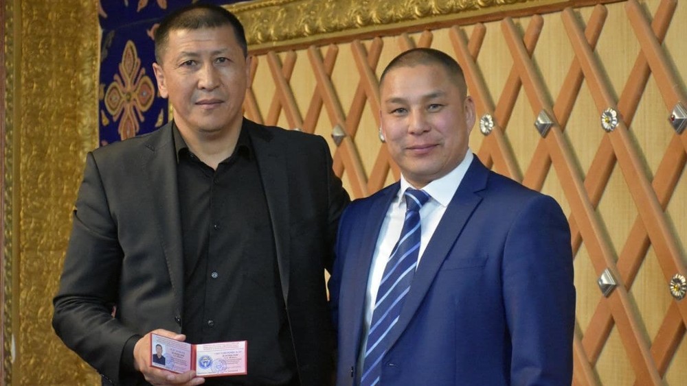 Жайыл Жакшылык уулу и Айбек Абдымомунов