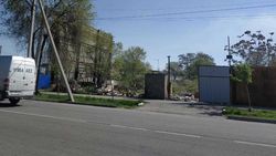 Почему не убирают свалку на Шопокова? Фото горожанина