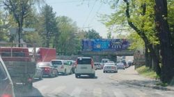 Горожанин интересуется, почему изменили знаки проезда на Молодой Гвардии—Льва Толстого