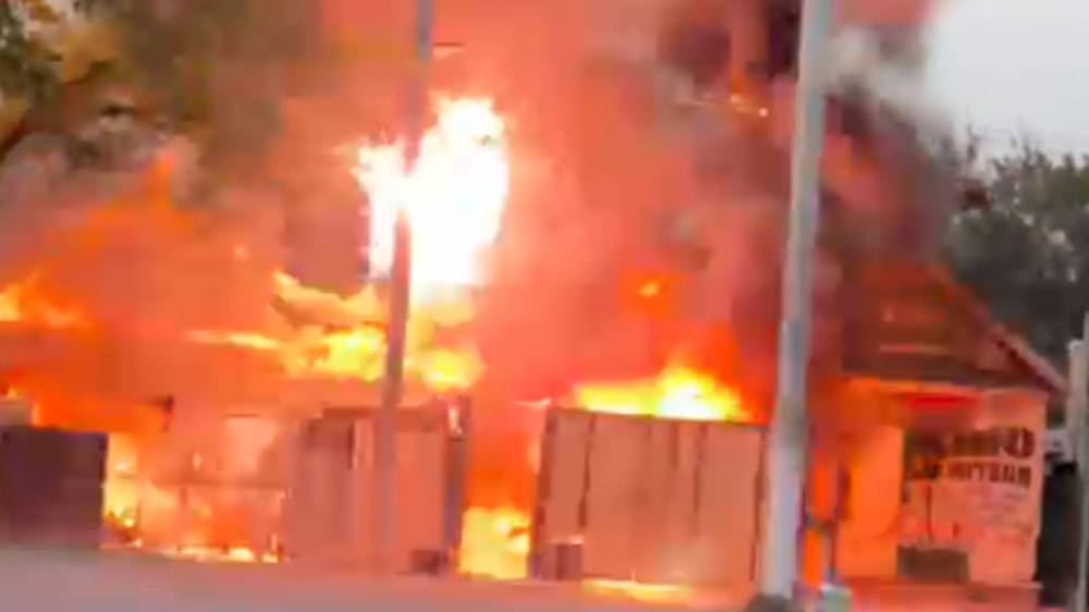 Еще видео пожара дома в Канте