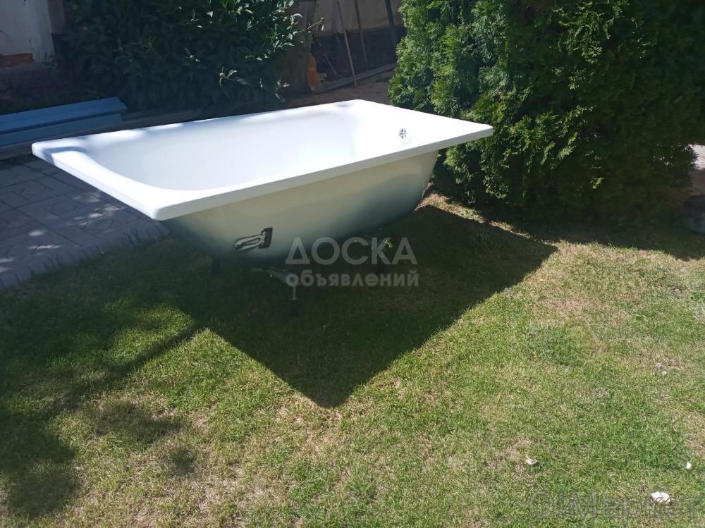 Продам  новую ванну  акриловую, металлическую,  140 х 70