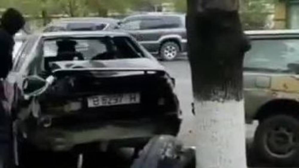 ДТП с участием четырех машин. Видео с места аварии