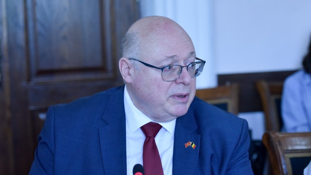 Посол Анри Вантигем