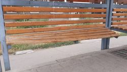 Остановка на Московской рядом с бульваром Эркиндик сломана, - очевидец