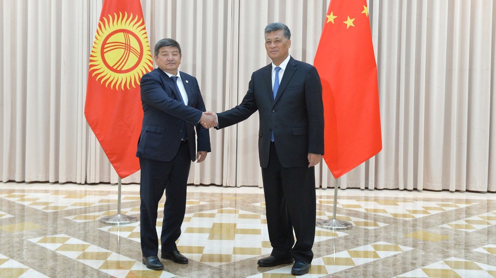 Акылбек Жапаров и Ма Синьжуй