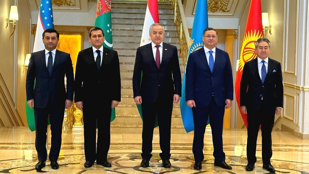 Жээнбек Кулубаев