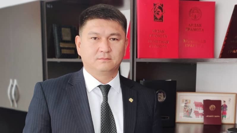 Улан Уезбаев