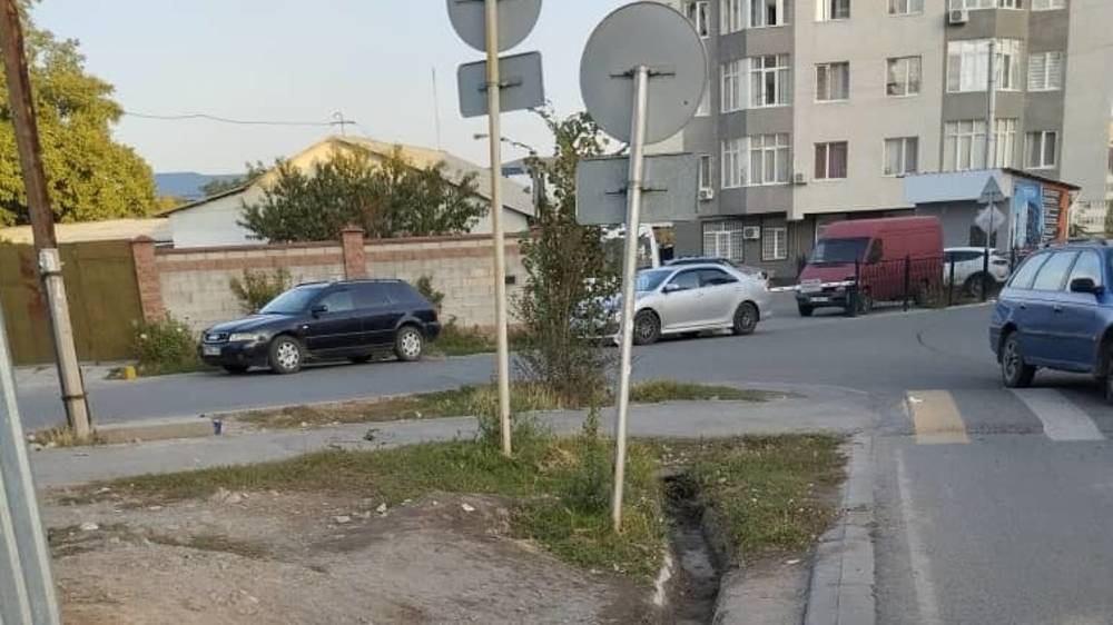 Стройкомпания «Доминант» оштрафована на 13 тыс. сомов за мусор на прилегающей территории, - мэрия