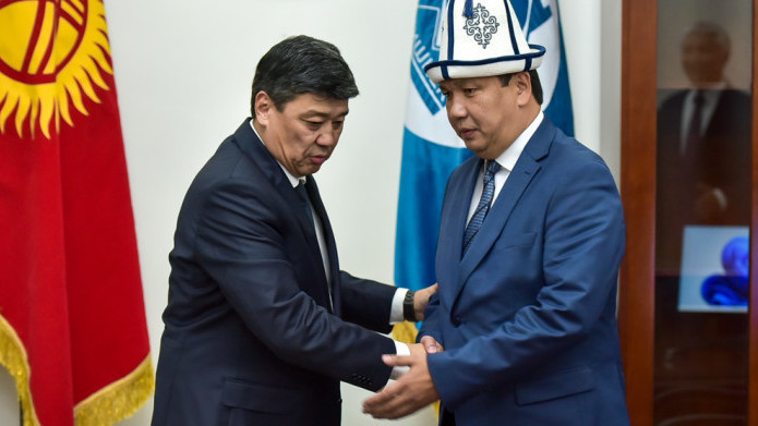 Бакыт Төрөбаев жана Айбек Жунушалиев