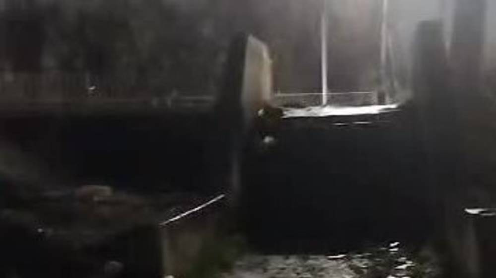 На Советской возле БЧК кучи мусора. Видео