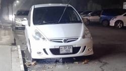 Водитель «Хонды» ставит своё авто под запрещающим знаком