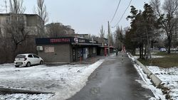 Законно ли стоят павильоны в 5-микрорайоне? - горожанин