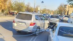 «Тойота Хайландер» выехала на встречку. Фото