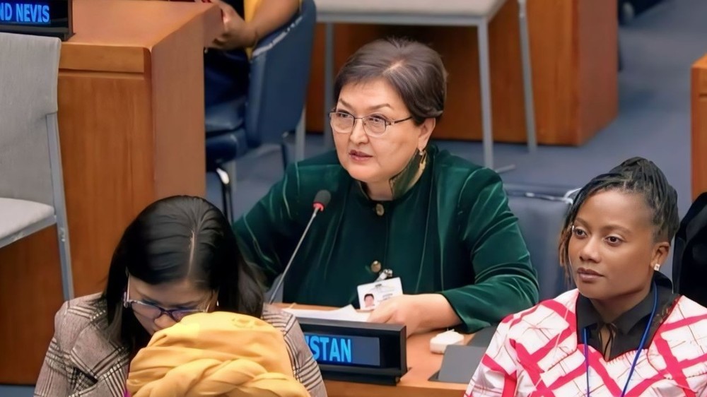 Гүлнара Баатырова (БУУнун тегерек столу)