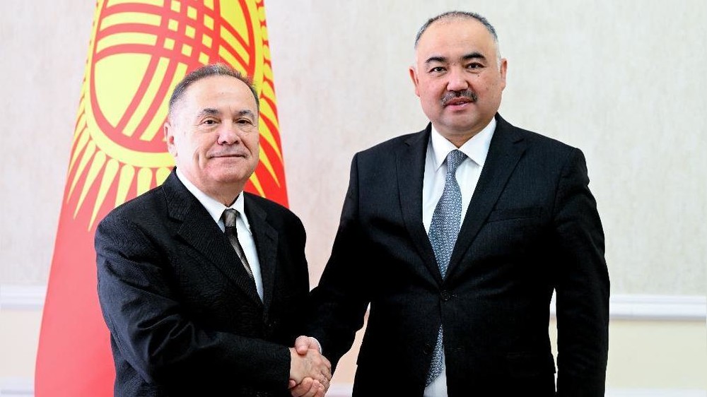 Шандор Дороги, Нурланбек Шакиев