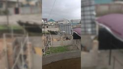 После сильного ветра снесло крышу дома в жилмассиве Ак-Орго, - горожанка