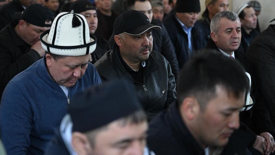 Генпрокурор Курманкул Зулушев и спикер ЖК Нурланбек Шакиев