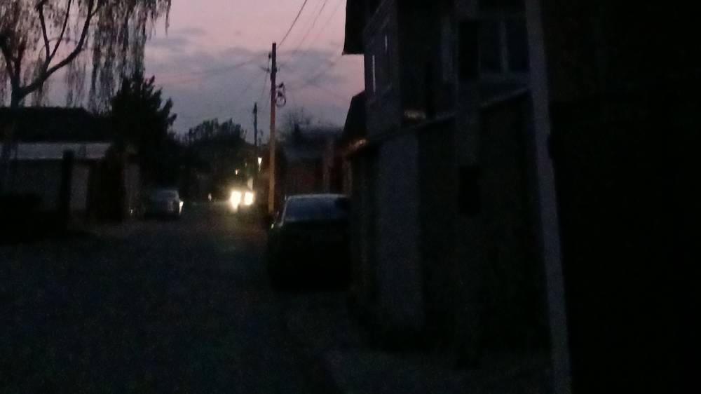 На ул.Дзержинского нет освещения, - горожанин