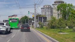 Водитель BMW 525 дрифтует на Южной магистрали. Видео