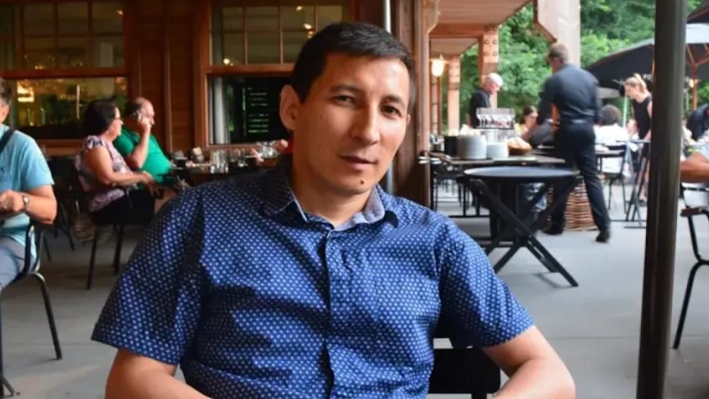 Сакен Мамаш