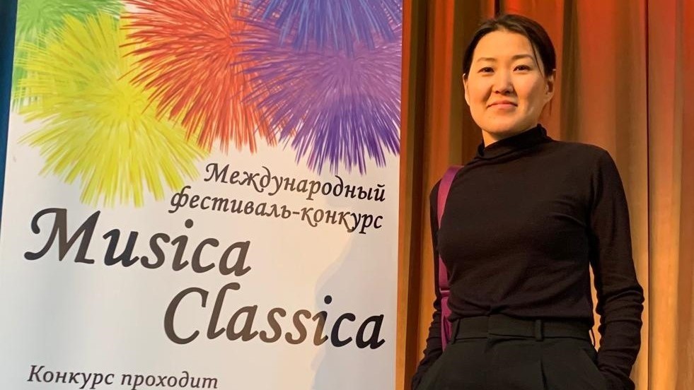 Мунара Корпотаева, писанистка