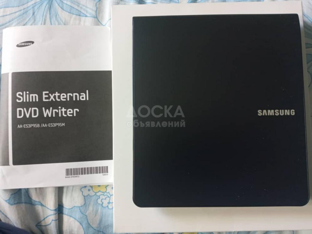 Продам  новое  компактное  внешнее  устройство  записи  DVD