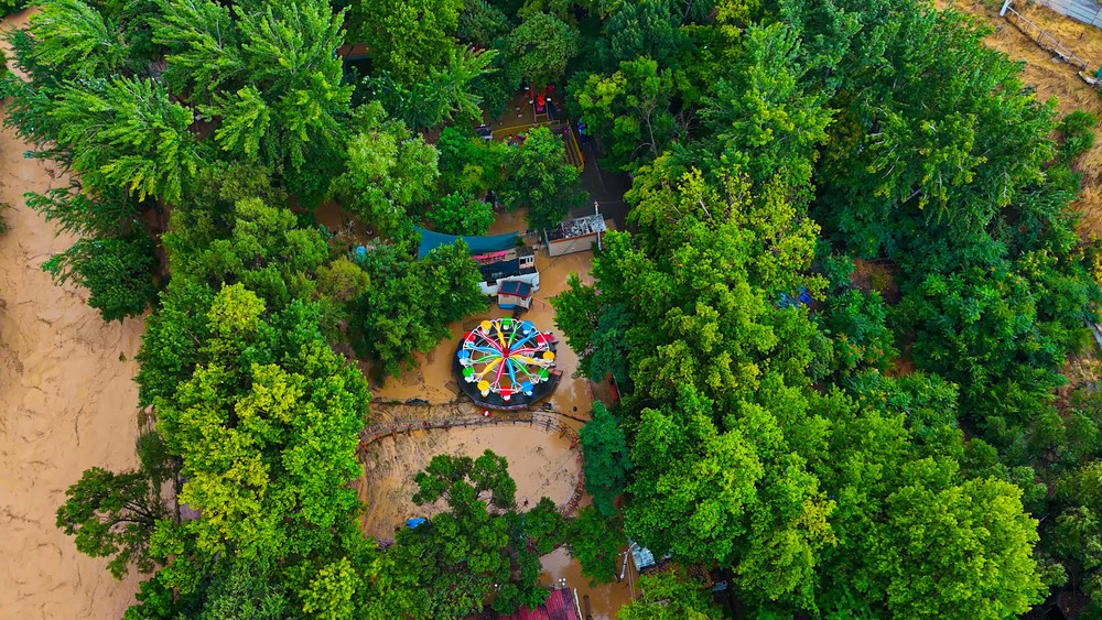 Автор / Исхак Туратбеков